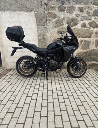 Yamaha Tracer 700 2024 Negra