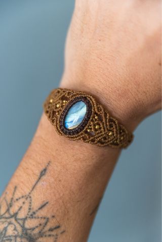 Pulsera Piedra Lunar Hecha a Mano