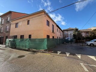 Hotel en alquiler en Casco Histórico en Alcalá de Henares
