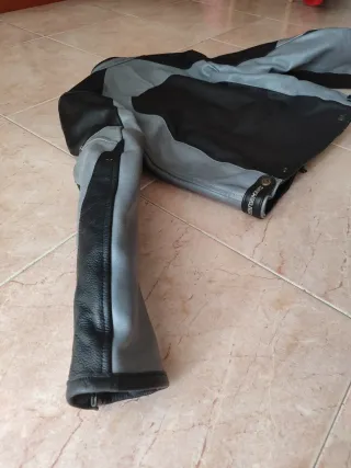 Chaqueta moto cuero IXON Racing auténtica