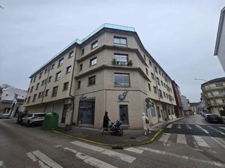 Garaje en venta en Sarria