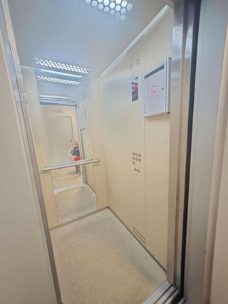 Garaje en venta en Sarria