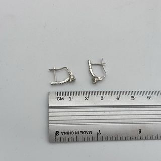 Pendientes de oro blanco 18kt con diamantes