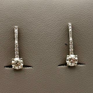 Pendientes de oro blanco 18kt con diamantes