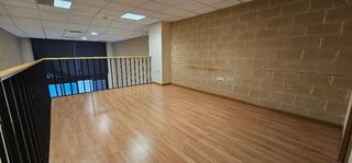 Dúplex en alquiler en Zona Industrial en Alcobendas