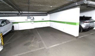 Garaje en venta en Universidad - Malasaña en Madrid