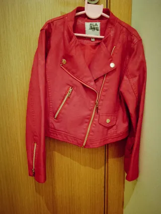 Chaqueta cuero roja T-7