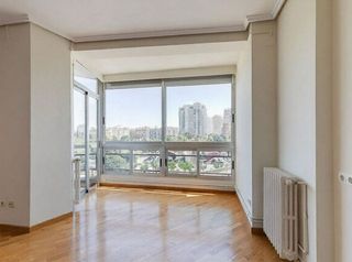 Piso en alquiler en Montolivet en Valencia