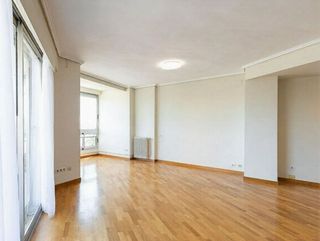 Piso en alquiler en Montolivet en Valencia