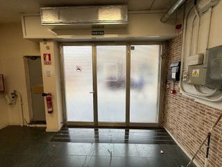 Local comercial en alquiler en El Parc i la Llacuna del Poblenou en Barcelona