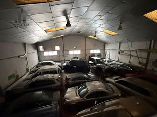 Nave industrial en venta en Santa Cruz - Industria - Polígono Campollano en Albacete