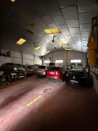 Nave industrial en venta en Santa Cruz - Industria - Polígono Campollano en Albacete
