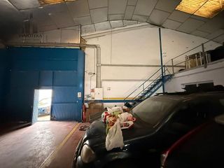 Nave industrial en venta en Santa Cruz - Industria - Polígono Campollano en Albacete