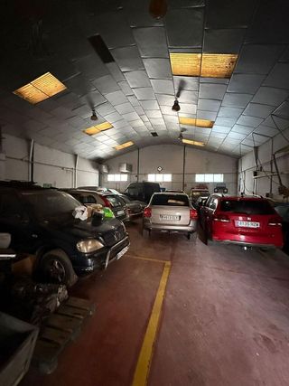 Nave industrial en venta en Santa Cruz - Industria - Polígono Campollano en Albacete