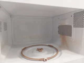 Microondas Retro Amarillo