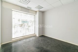 Local comercial en venta en La Barceloneta en Barcelona