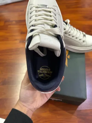 Nuove mai utilizzate con scatola originale