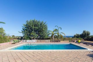 Casa rural en venta en El Padrón - El Velerín - Voladilla en Estepona