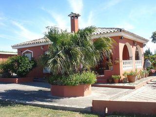 Casa rural en venta en El Padrón - El Velerín - Voladilla en Estepona