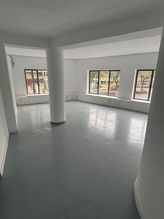 Local comercial en alquiler en Sants en Barcelona