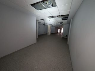 Local comercial en venta en Ponent - Barri de França en Vendrell, El