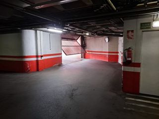 Garaje en alquiler en Buenavista - El Cristo en Oviedo