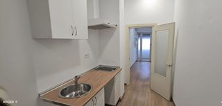 Local comercial en alquiler en El Camp de l'Arpa del Clot en Barcelona