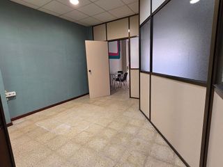 Local comercial en alquiler en Les Corts en Barcelona