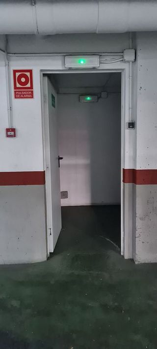 Garaje en alquiler en Jaume Roig en Valencia