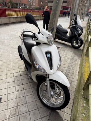 Piaggio Medley 125 Scooter Automática