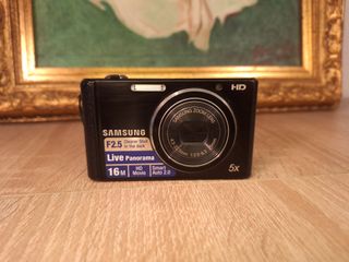 Cámara Digital Samsung ST-76 Roja 16MP HD