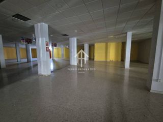 Local comercial en venta en Albolote