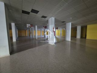 Local comercial en venta en Albolote
