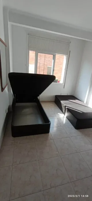 Canapés y colchones nuevos