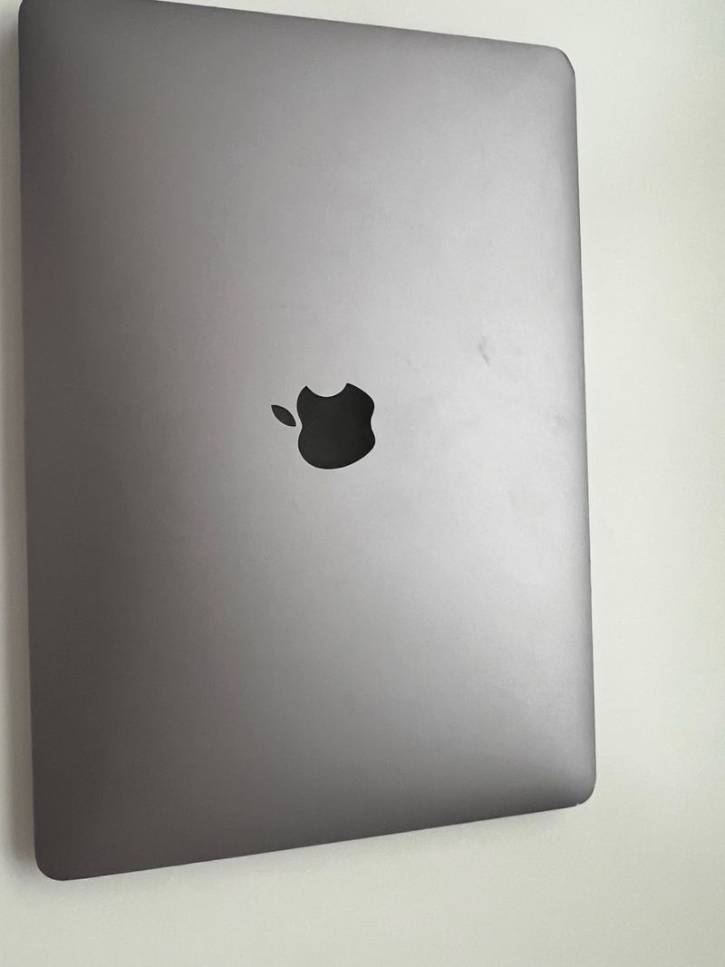 MacBook Pro 2017 Intel i5 8GB afbeelding 7
