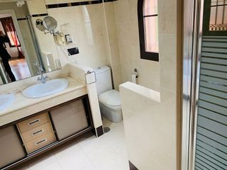 Chalet en alquiler en Pinares de San Antón en Málaga