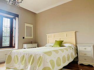 Chalet en alquiler en Pinares de San Antón en Málaga