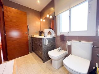 Chalet en venta en Vallirana