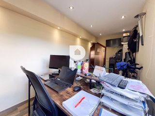 Chalet en venta en Vallirana