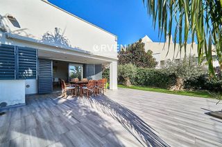 Casa adosada en venta en Mas Mel - Bellamar en Calafell