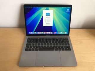 MacBook Pro 13 2019 Touch Bar