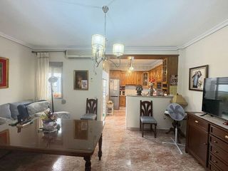 Casa adosada en venta en Andújar