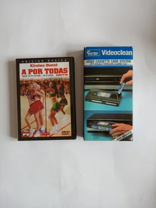 14 Películas VHS Variadas + Regalo
