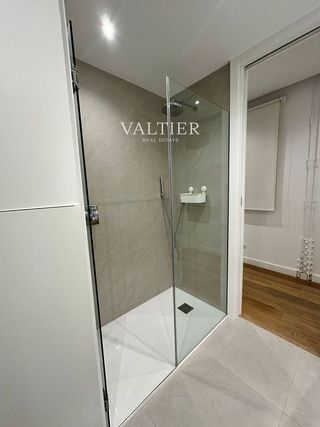 Piso en alquiler en Almagro en Madrid