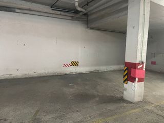 Garaje en alquiler en San Vicente en Sevilla