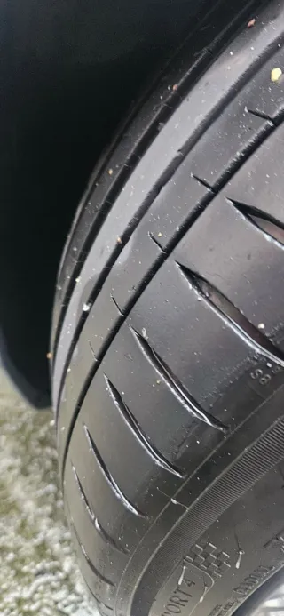 Michelin Pilot Sport 4