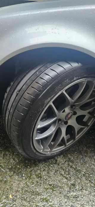 Michelin Pilot Sport 4