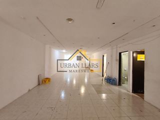 Local comercial en venta en Pubilla Cases en Hospitalet de Llobregat, L´