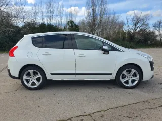 2012 PEUGEOT 3008 1.6 THP ALLURE AUTOMÁTICO BLANCO