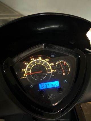 Kymco Agility City 125 Negra